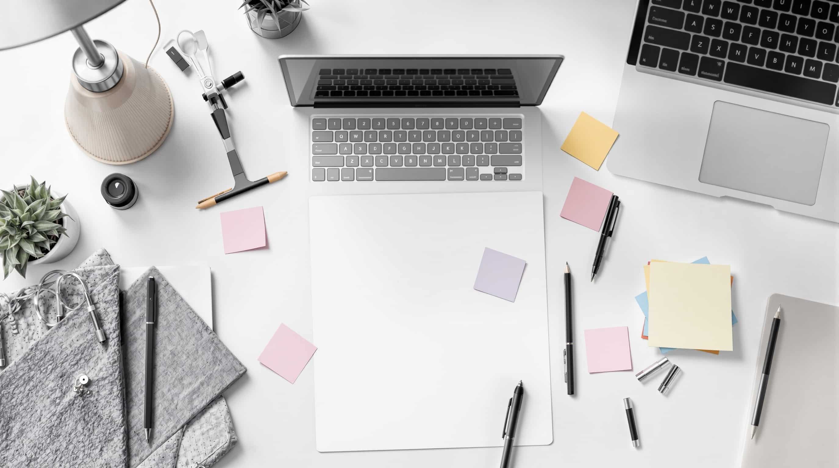 Freelance community manager bureau digital.