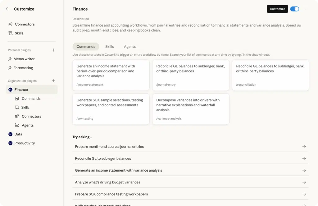 Menu Customize de Claude Cowork regroupant les plugins, connecteurs et skills disponibles pour personnaliser l'agent