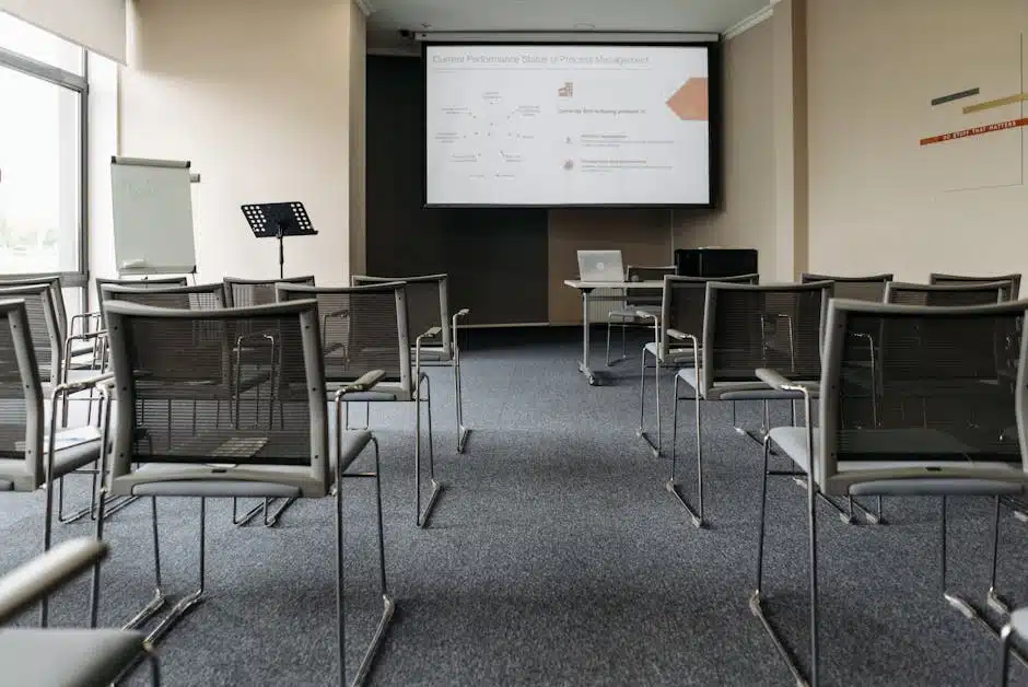 corporate - training - meeting