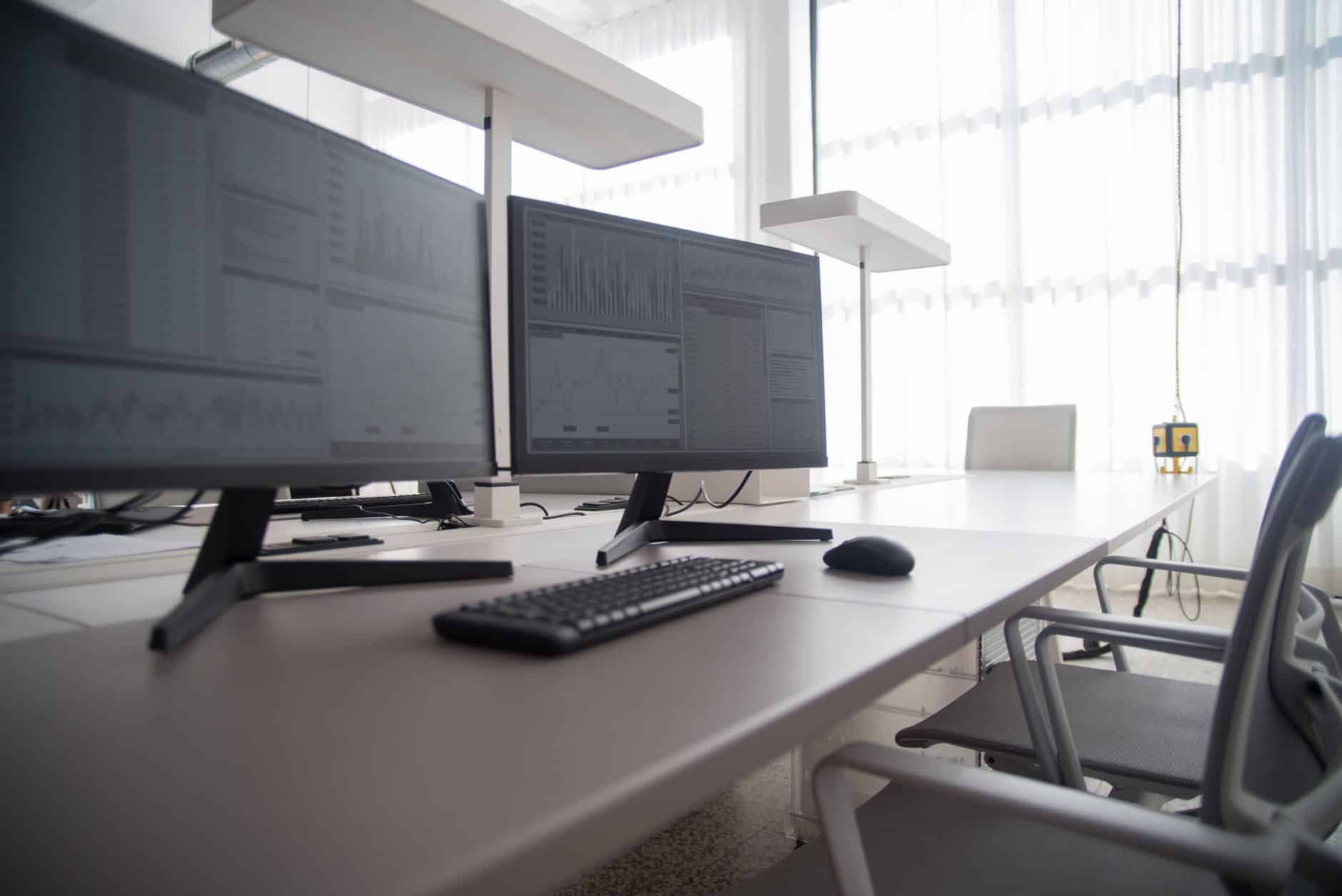 Ordinateur dédié pour créer son propre agent IA en entreprise avec Claude Cowork