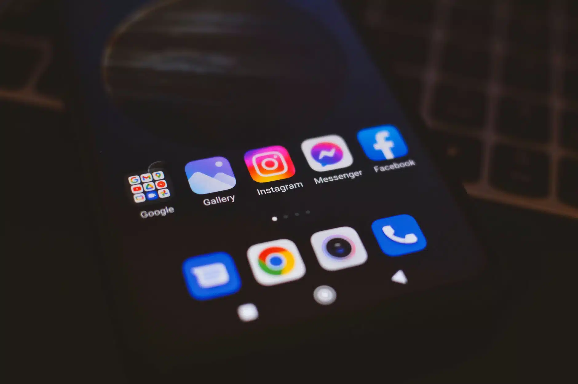Image d'illustration de l'article de blog BienveNum : Les nouveaux réseaux sociaux : Où devriez-vous être présent ?