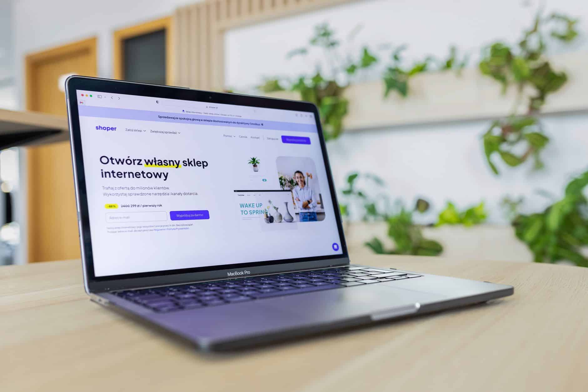 Image d'illustration de l'article de blog BienveNum : Newsletter intelligente : ChatGPT peut-il vraiment faire mieux que vous ?